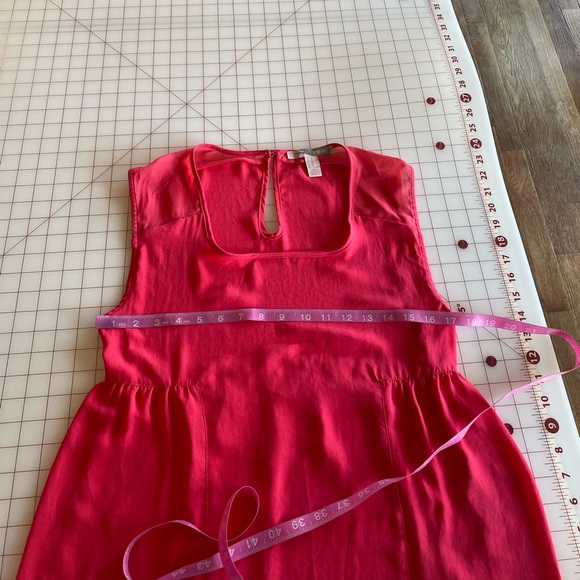 Forever 21 hot pink flowy chiffon blouse size XS - Picture 15 of 16